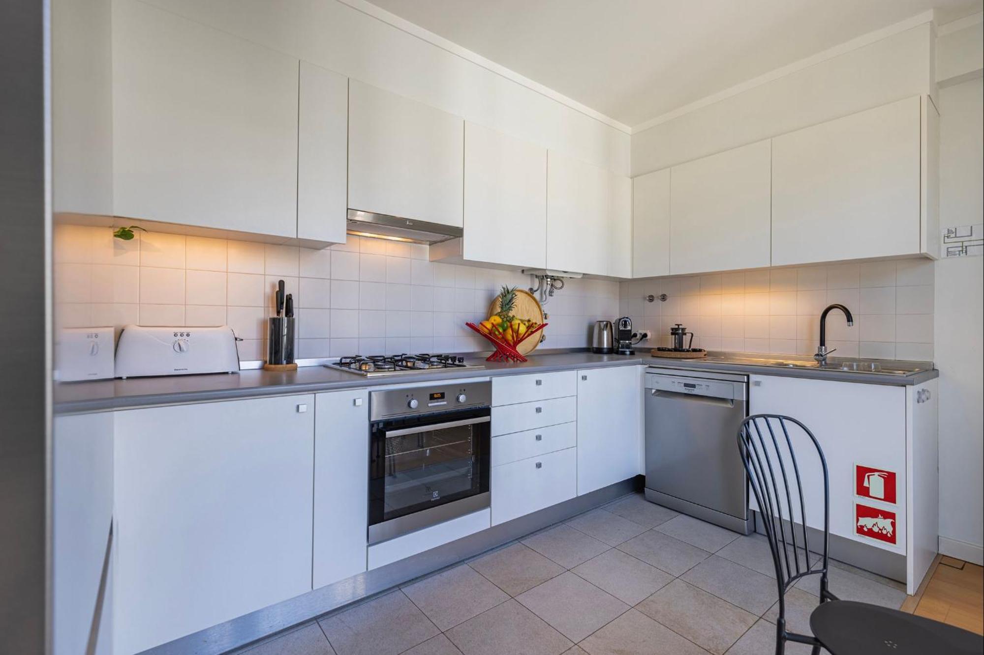 Lovelystay - Breathtaking Panorama - Luxurious Penthouse! Лиссабон Экстерьер фото